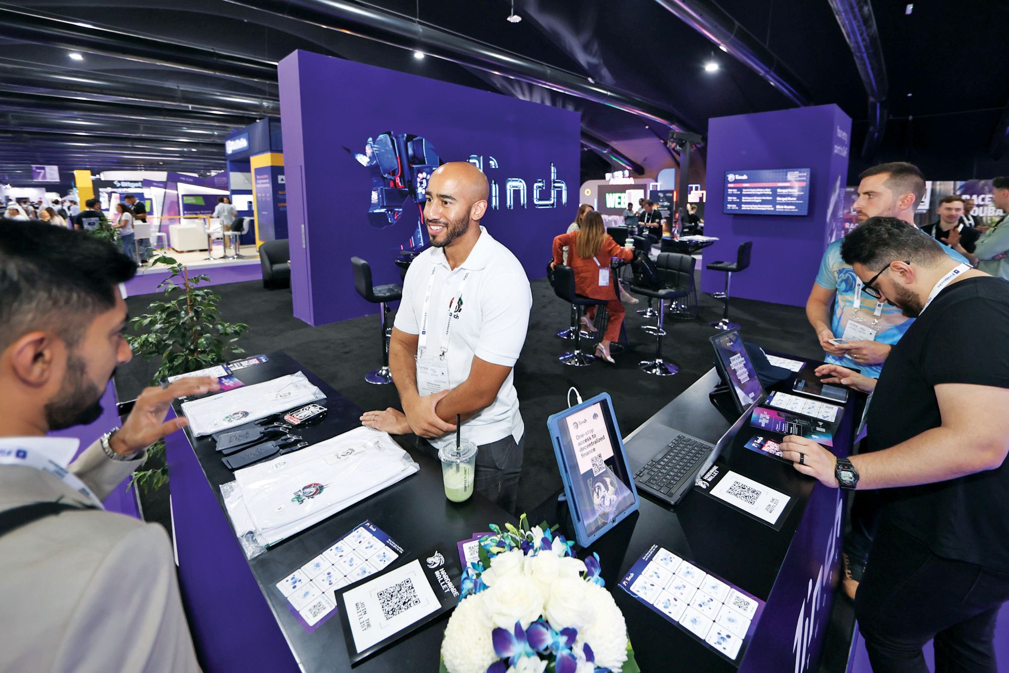 خبراء: وضوح قواعد البلوك تشين في دبي اجتذب الكثيرين