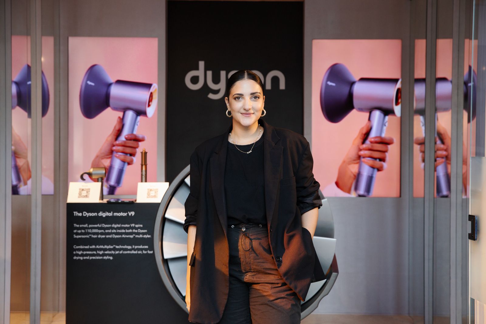 دايسون تضع بصمتها العصرية على منصات عرض الأزياء في الموسم الجديد من أسبوع دبي للموضة
