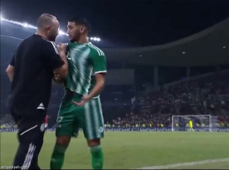 بلماضي: واقعة بن رحمة تحدث في غرف الملابس