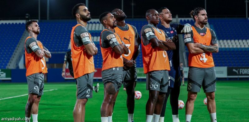 الهلال بعد التوقف.. 5 إصابات