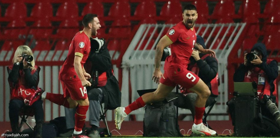 ميتروفيتش يقود صربيا إلى تخطي الجبل الأسود