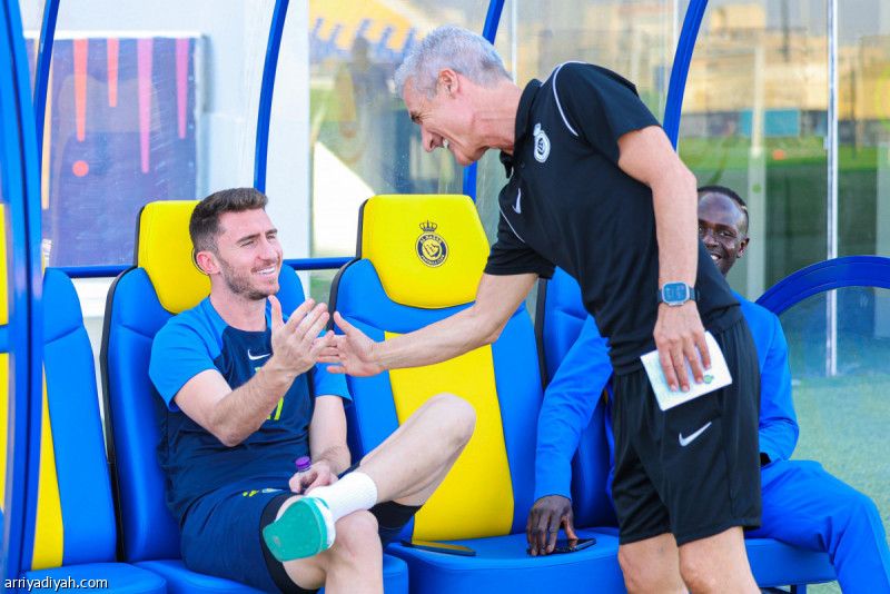 ماني راحة.. ولابورت يشارك