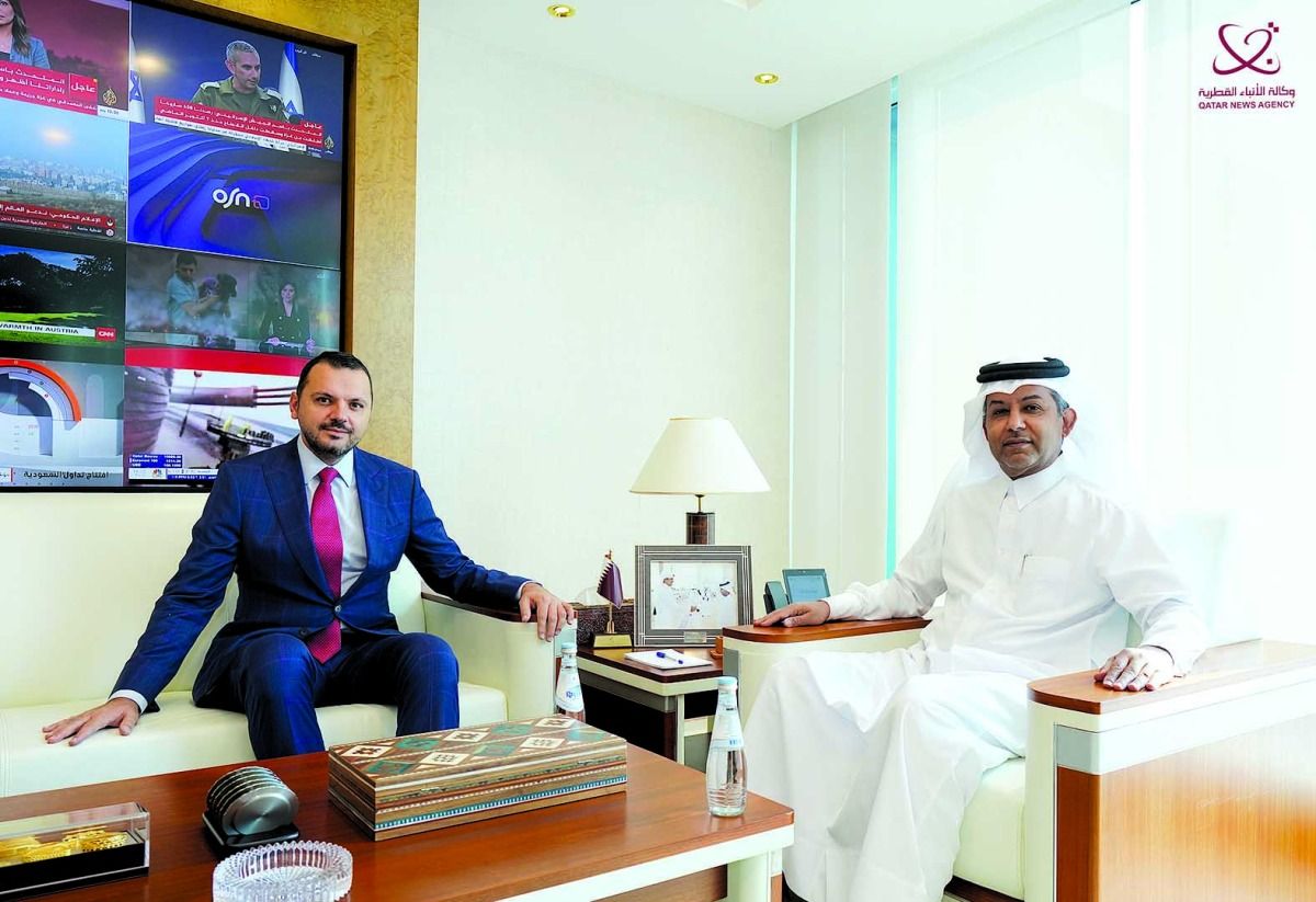 الرميحي يبحث التعاون الإعلامي مع سفير البوسنة والهرسك