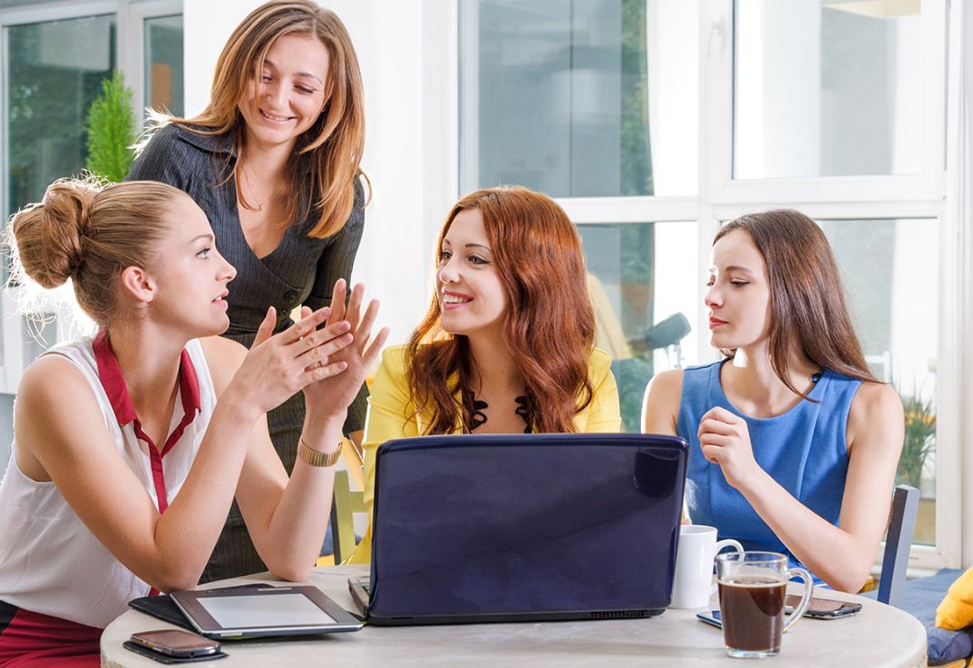 أرباب الأعمال يجذبون النساء للعودة إلى العمل بعد انقطاع