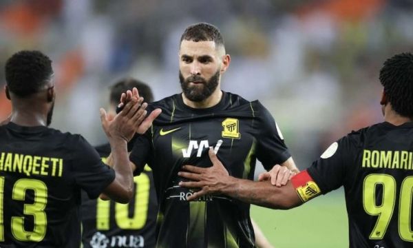 بنزيمة يعتزم مقاضاة وزير داخلية فرنسا لربطه "بالإخوان المسلمين" بعد تضامنه مع غزة