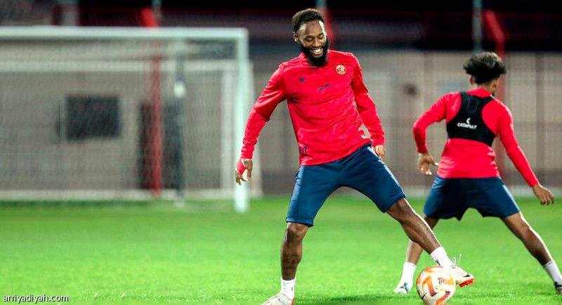 ضمك يستعيد الدوليين ويغادر