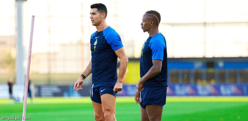 كاسترو يعتمد بوشل ويحدد البدائل