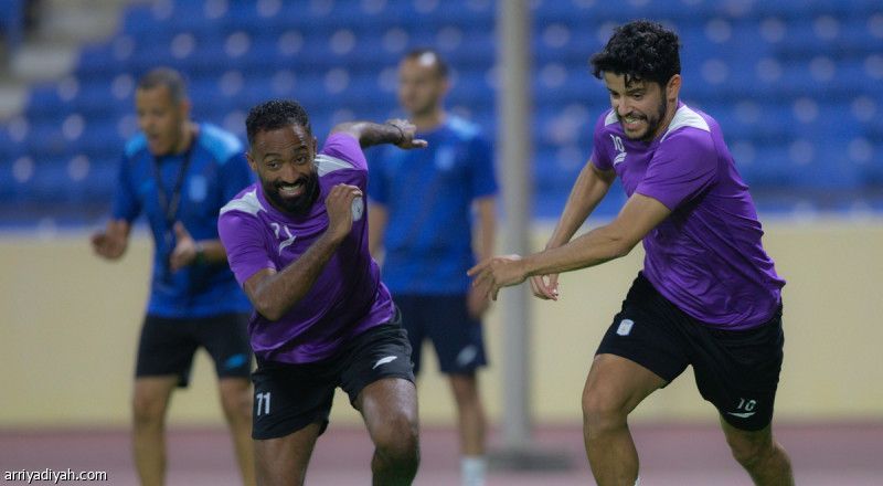 إيكامبي وكامانو يطمئنان المناعي