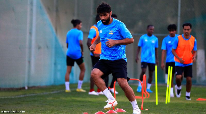 العين.. هجوم وتكتيك