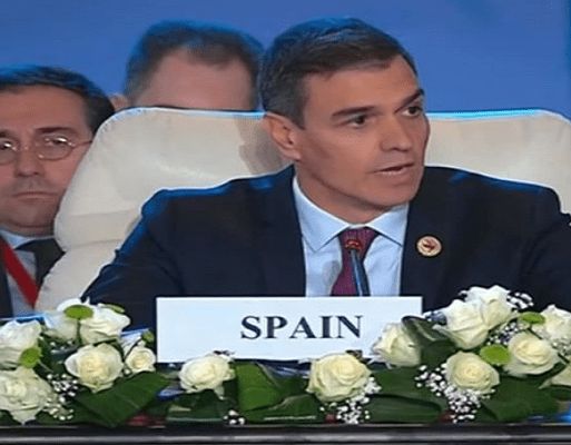 رئيس الوزراء الإسباني: “قمة القاهرة” أول خطوة للسلام في الشرق الأوسط