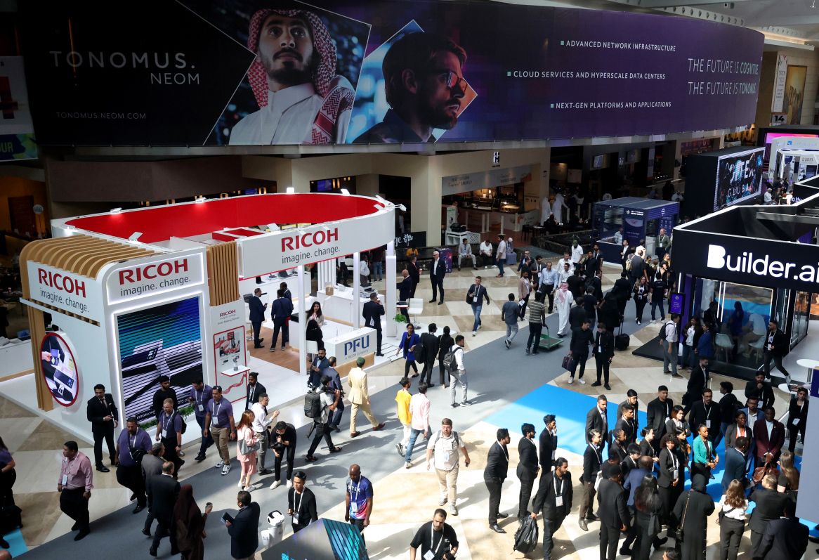 الإمارات وجهة الشركات والمستثمرين والمواهب