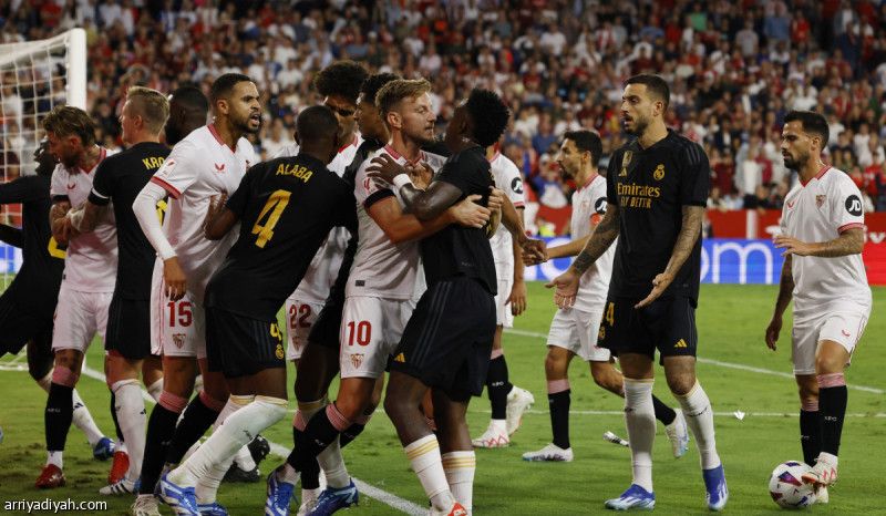 إشبيلية يتعهد باتخاذ إجراء ضد مشجع عنصري