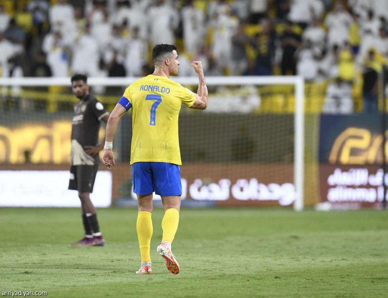 رونالدو يوجه الضربة الـ 50