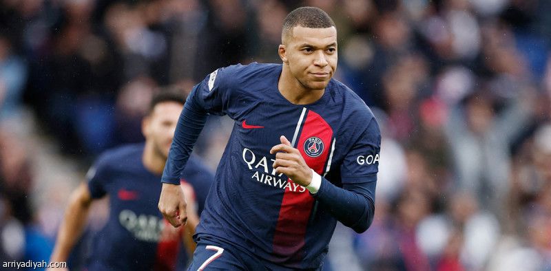 باريس يكسب ستراسبورج