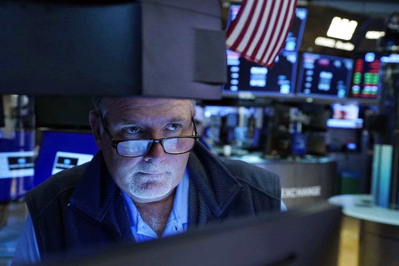 تراجع الأسهم الأمريكية مع ارتفاع عوائد السندات