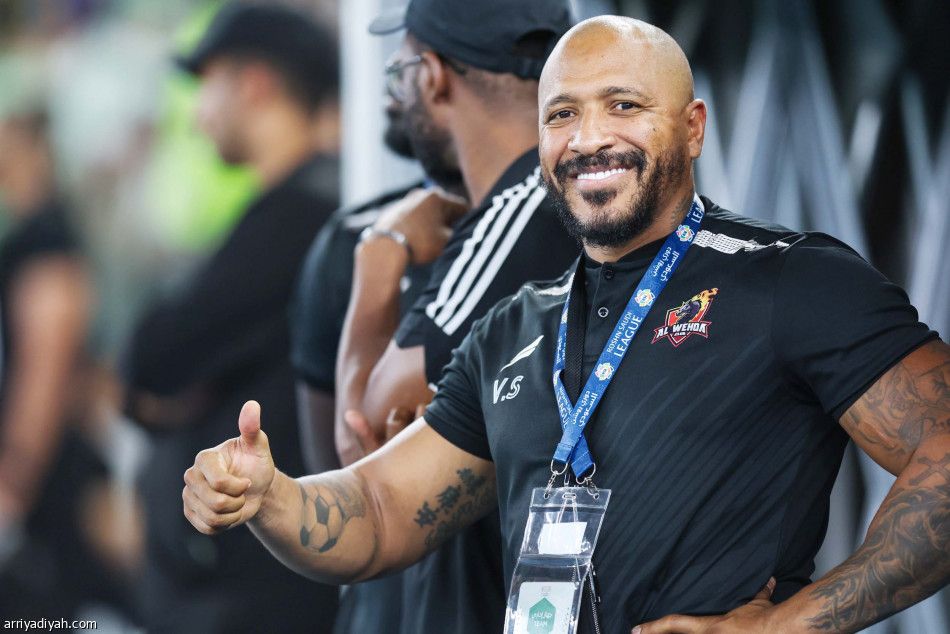 الأهلي.. كابوس دونيس