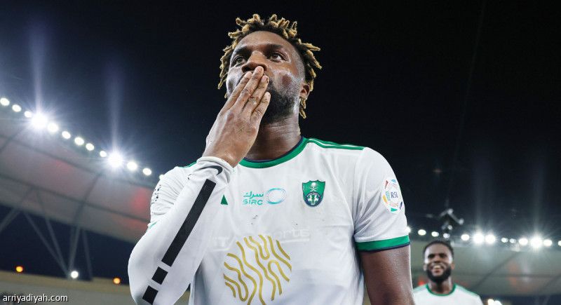 قوة الأهلي تمزق الوحدة