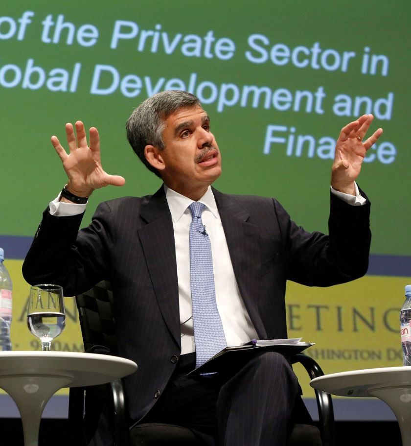 الفيدرالي يلمح إلى عدم تخفيض الفائدة قبل نهاية 2024.. والعريان يحذر