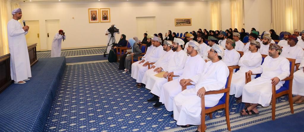 مستقبل الذكاء الاصطناعي وتأثيره على المجتمع في مسقط