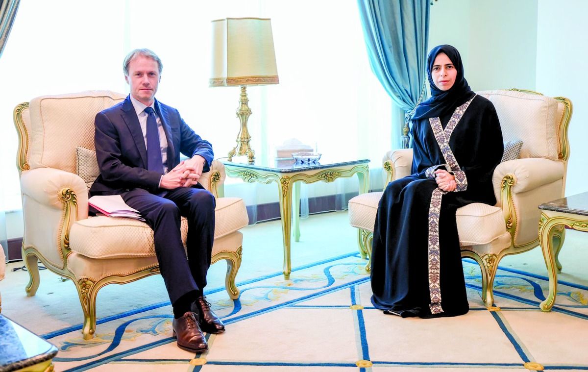 لولوة الخاطر تبحث مع السفير الفرنسي  تطورات الأراضي الفلسطينية المحتلة