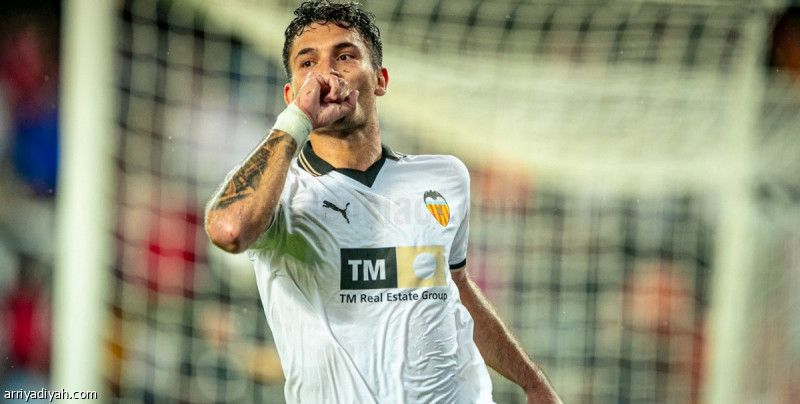 فالنسيا يتنفس بنقاط قادش