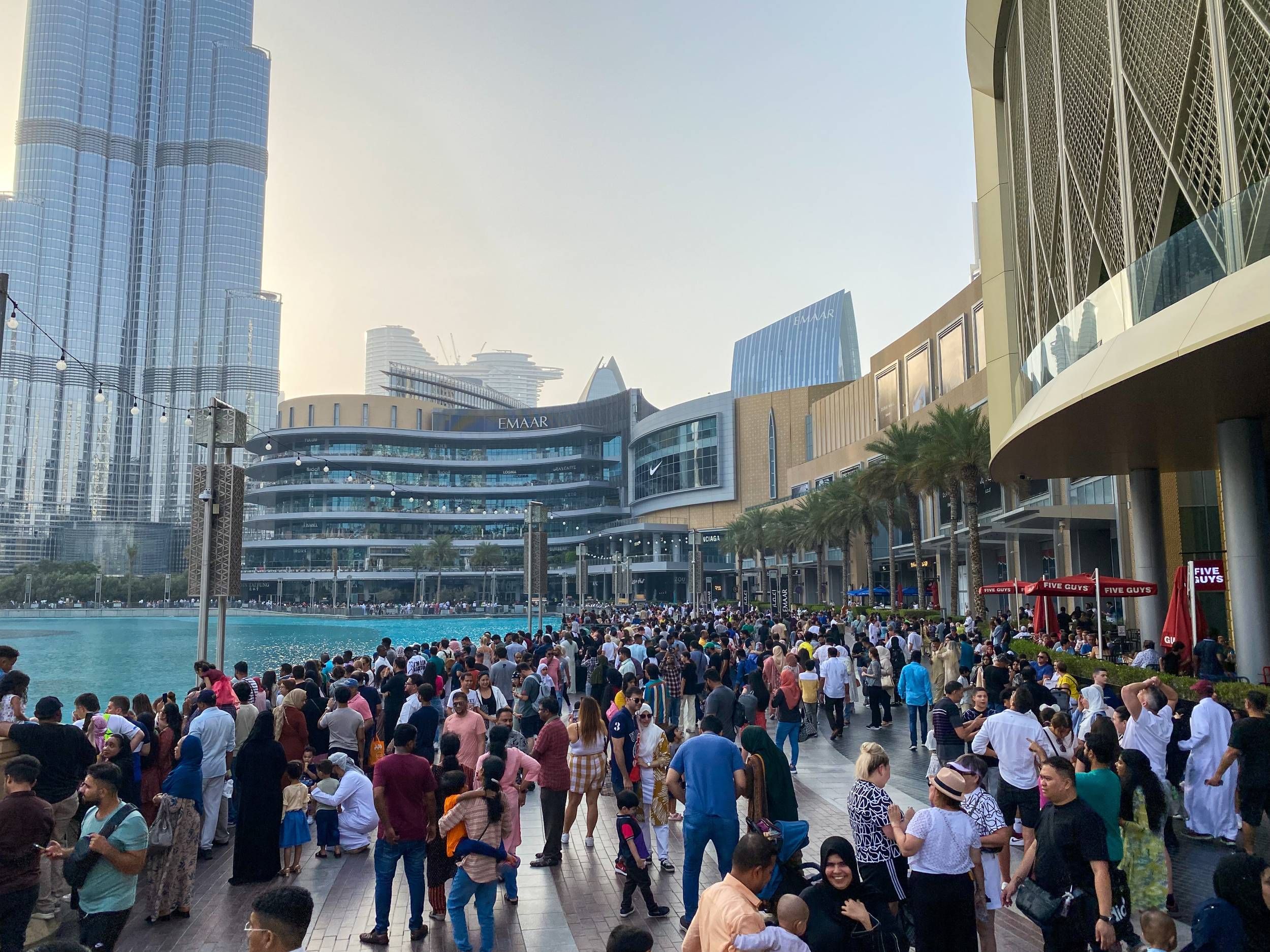 10 % نمواً متوقعاً .. القطاع السياحي في الإمارات يواصل أداءه الاستثنائي خلال 2023