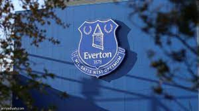 إيفرتون مهدد بخصم 12 نقطة