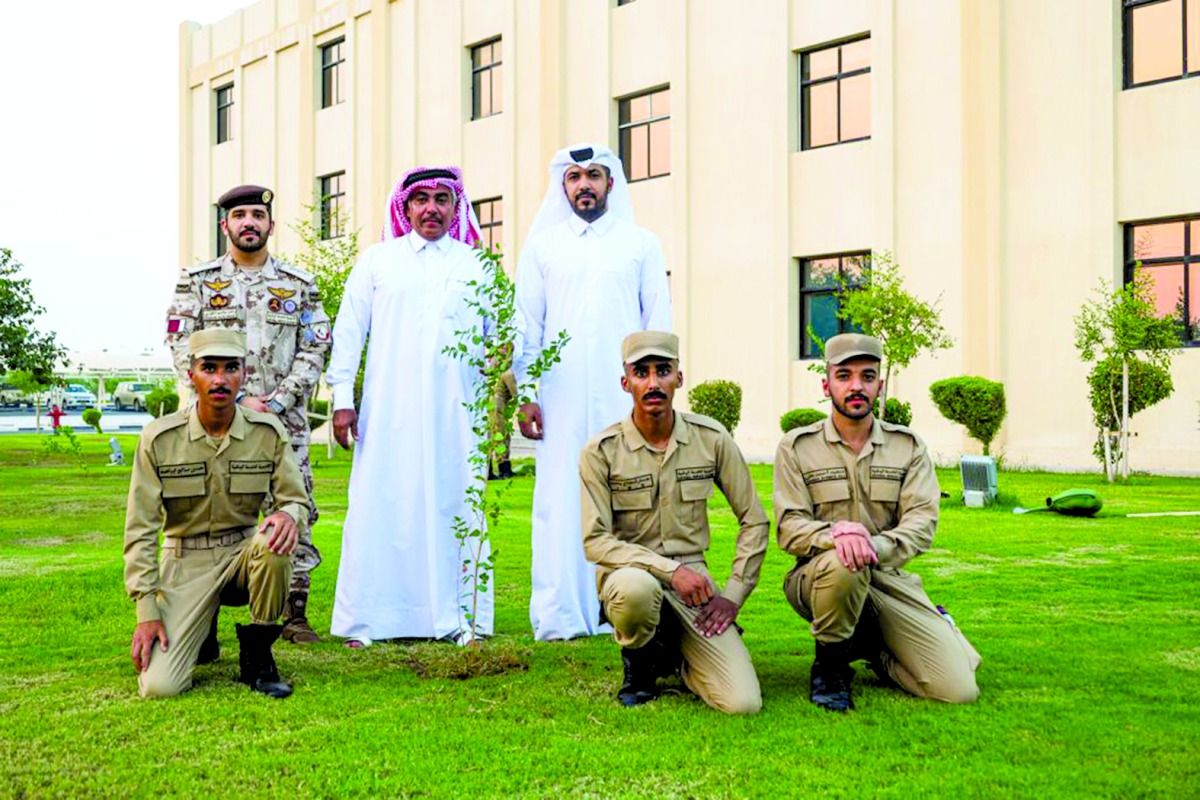 أصدقاء البيئة يزرع 50 شجرة سدر  بمعسكر مقدام