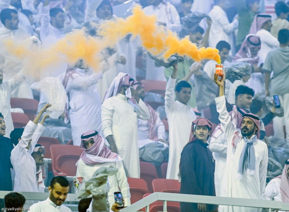 ثلاثية الرياض تعيد الطائي إلى الانتصارات