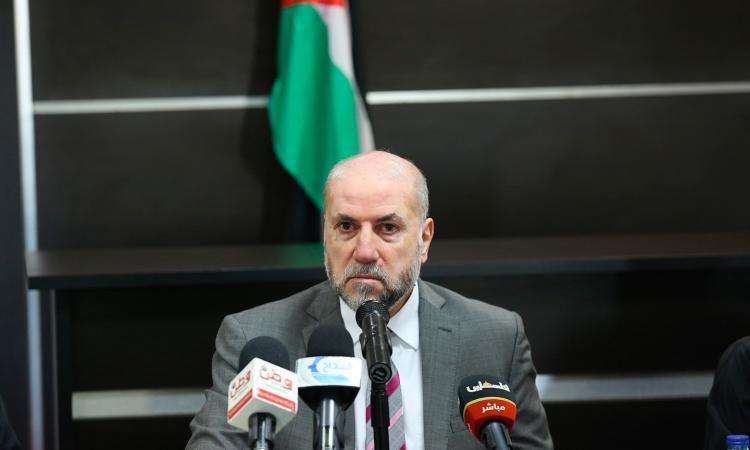 مستشار الرئيس الفلسطينى: قطاع غزة يعيش الآن حالة حرب غير مسبوقة