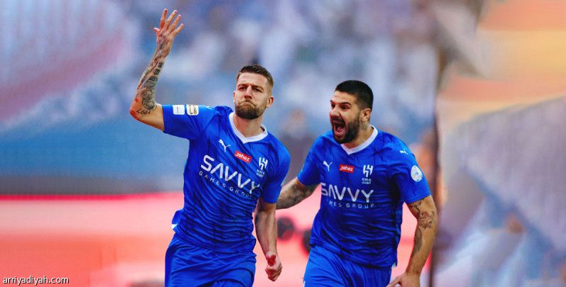 القوة الزرقاء تفتك بالأهلي