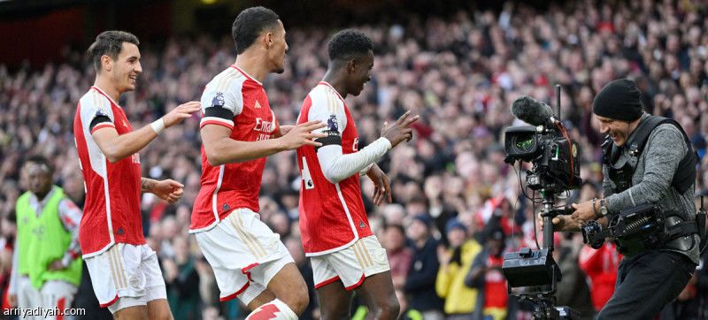 أرسنال يكتسح شيفيلد بخماسية