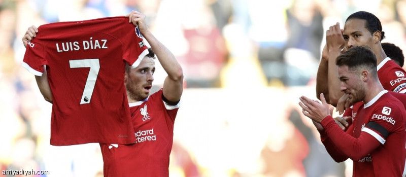 «فيفا» يساند دياز بعد خطف والديه في كولومبيا