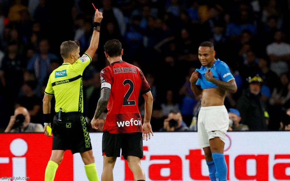 نابولي يرفض الخسارة أمام ميلان