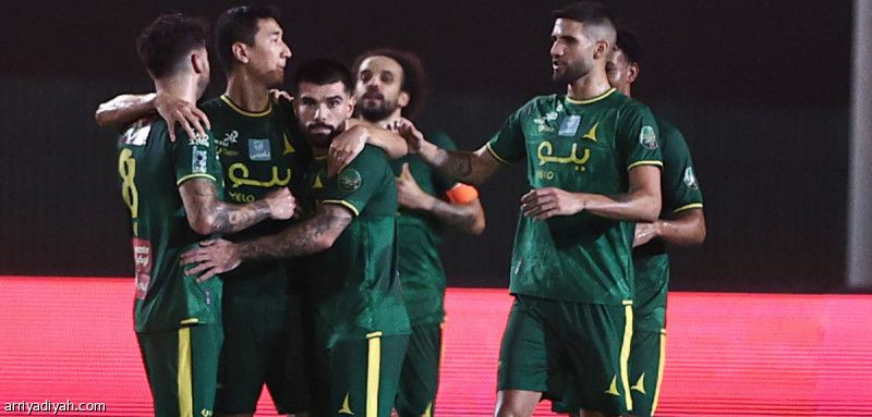 «الترجيحية» تصعد بالخليج إلى ربع نهائي كأس الملك