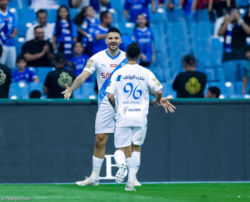 20 تأهلا أزرق