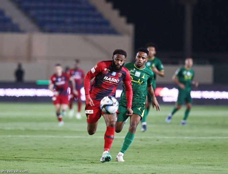 المرة الثالثة.. الخليج مع الثمانية