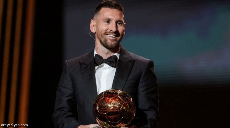 المرة الثامنة.. ميسي يفوز بـ«الكرة الذهبية»