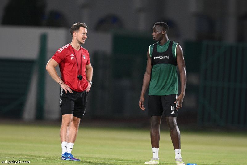 قرار فني يحسم أجانب الأهلي