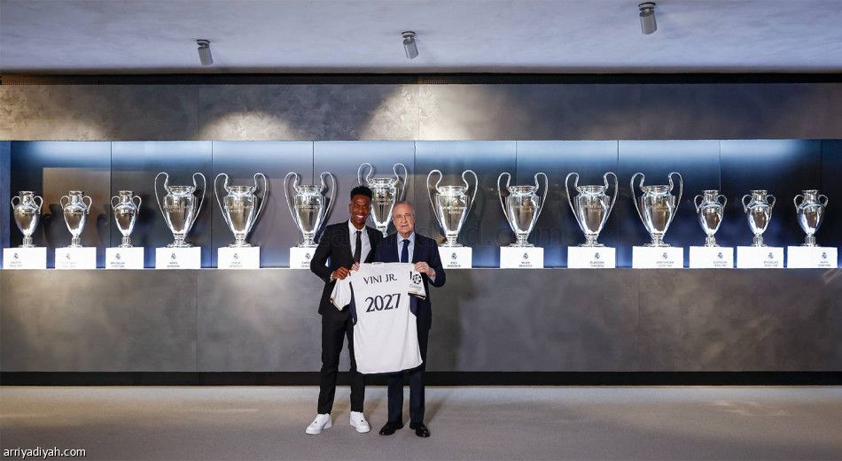 فينيسيوس يستمر مع الريال حتى 2027