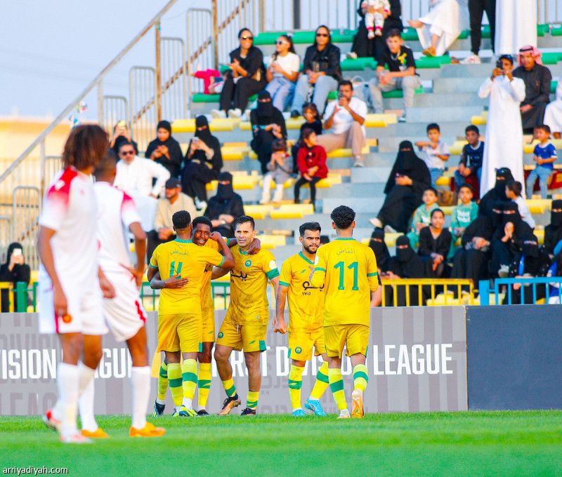 العروبة ينفرد بصدارة يلو