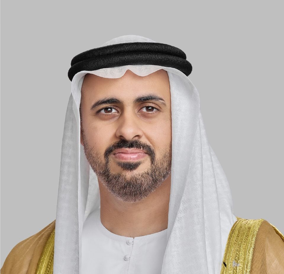 سمو الشيخ ذياب بن محمد بن زايد يُغادر سلطنة عُمان