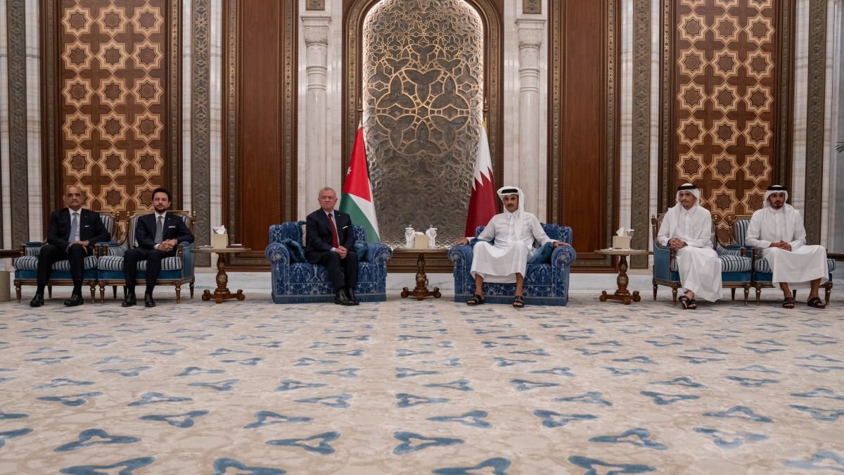 سمو الأمير وملك الأردن يبحثان تطورات الأوضاع الفلسطينية