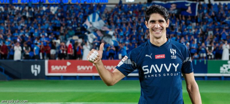 مسؤولو «فرانس فوتبول»: لا نعرف كيف خسر بونو