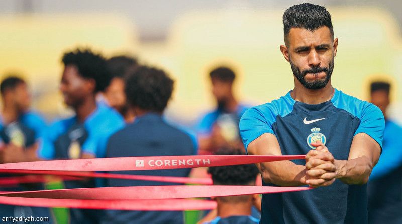 الغنام وآل فتيل يدعمان النصر