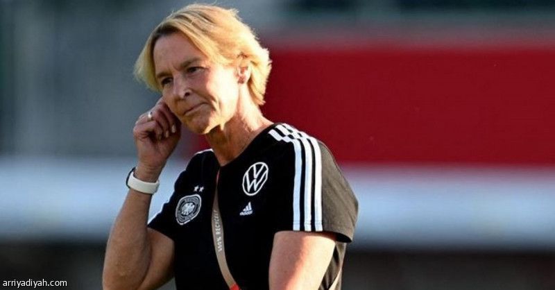 بعد خيبة المونديال.. ألمانيا تقيل مارتينا