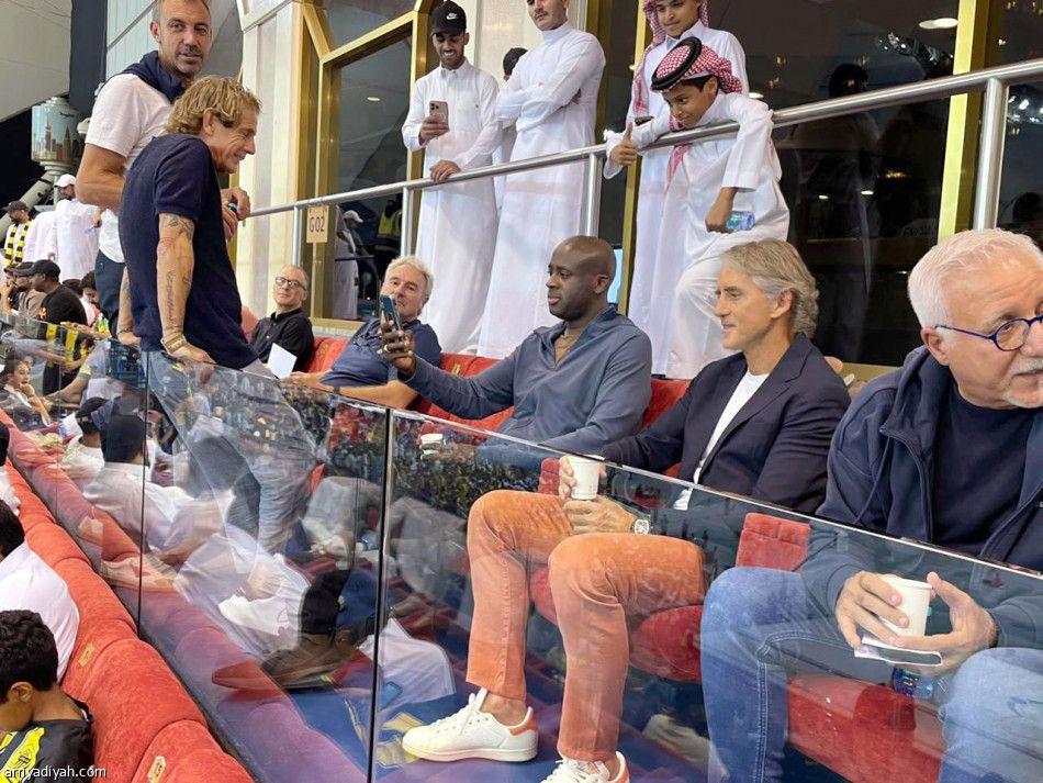 «الليوث» يحصدون فوزا تاريخيا