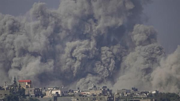 الهلال الفلسطيني: محيط مبنى مستشفى القدس يتعرض لأشرس هجوم مدفعي وجوي