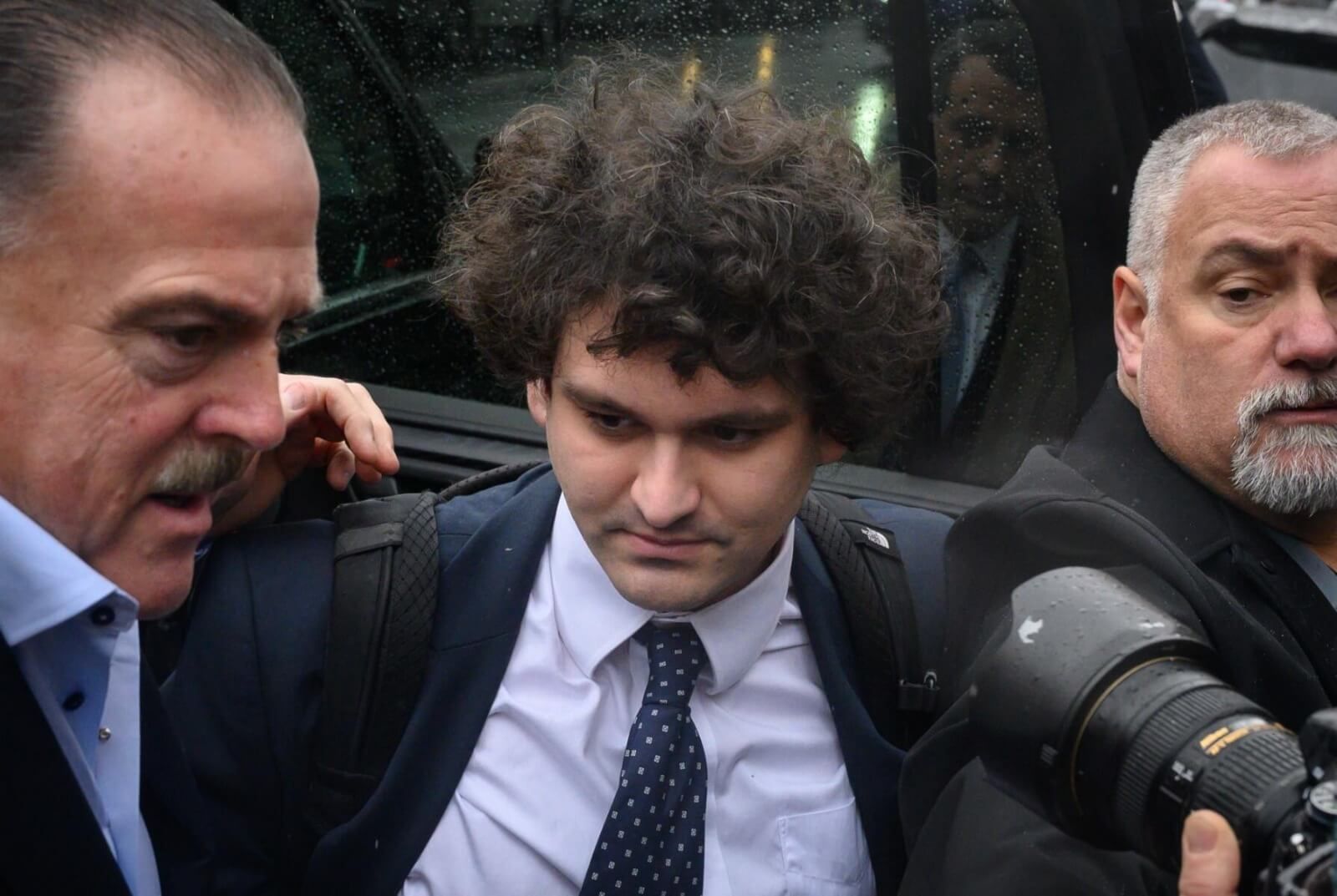 مذنب في 7 تهم احتيال.. هل يسجن سام بانكمان فرايد 100 عام ؟