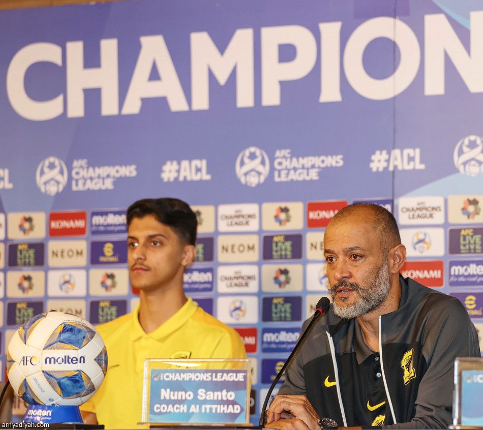 المداورة تبعد حمد الله وفيليبي